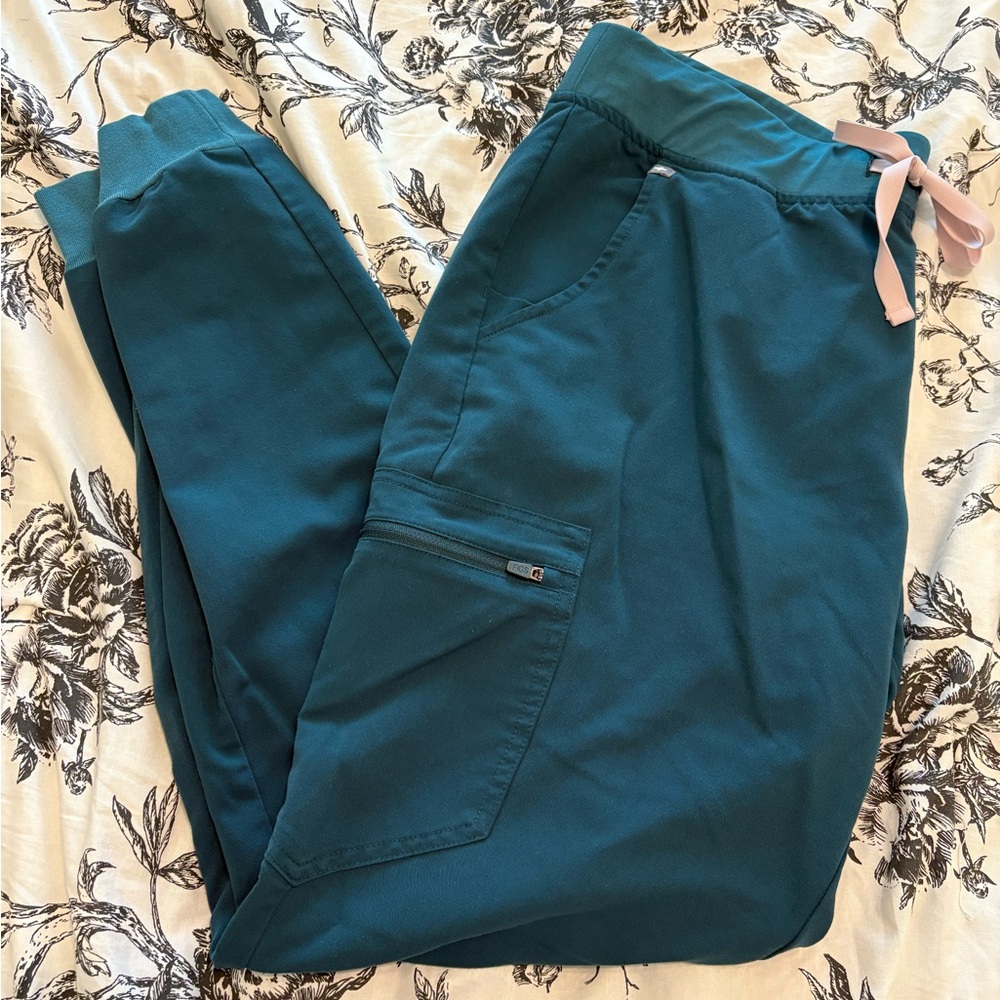 🌊 Figs Zamora scrub pants 🌊